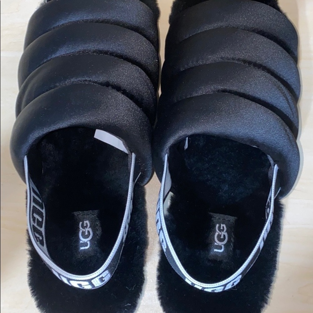 Last Pair!!!!! Women’s Ugg Puff Yeah NWT - Picture 6 of 8